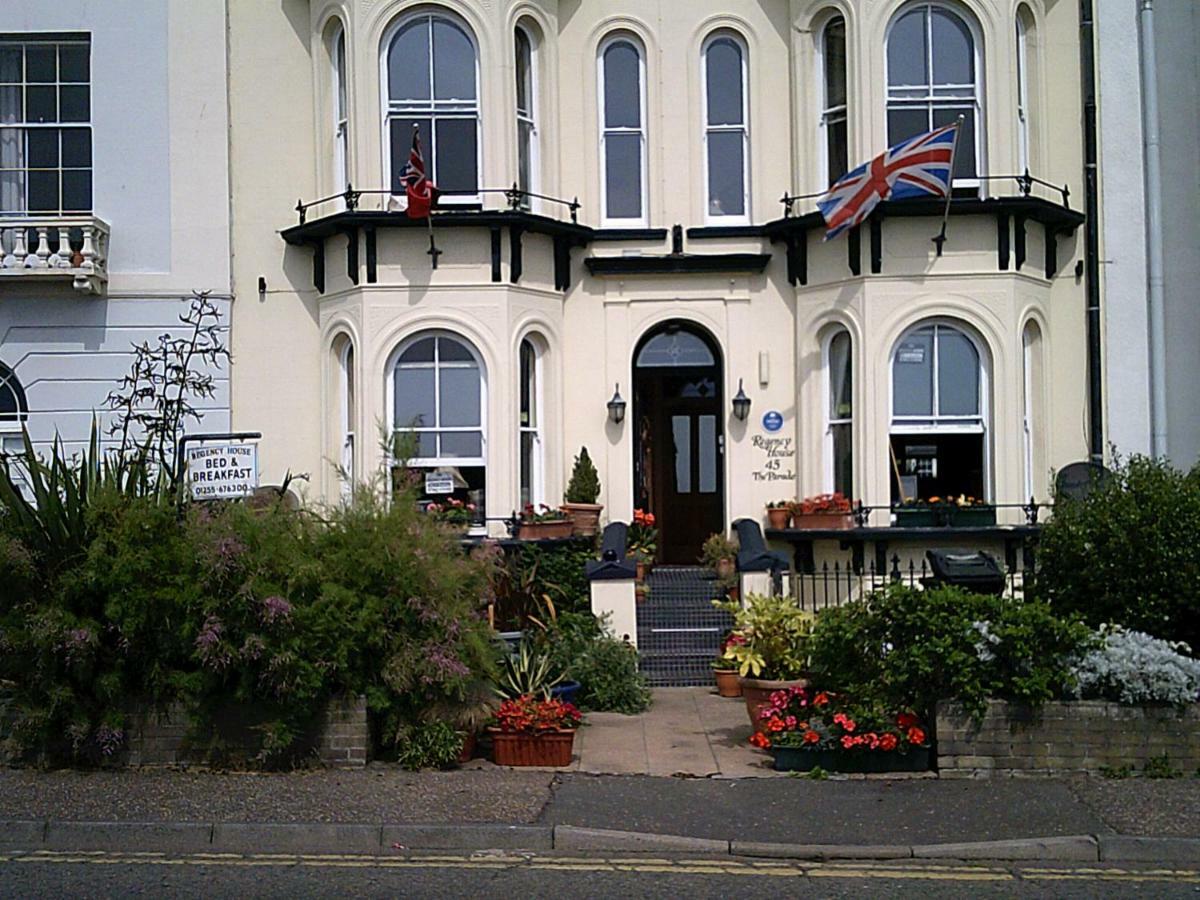 Bed and Breakfast Regency House Walton-on-the-Naze Exterior foto